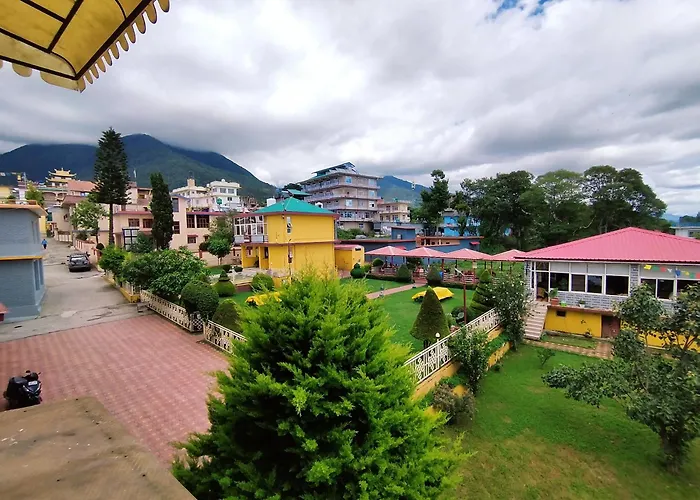 Madpackers Bir Hostel